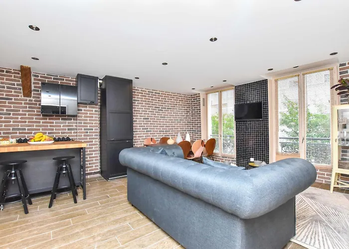 Charming 3br Montorgueil Republique * Париж