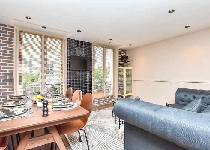 Апартаменты Charming 3br Montorgueil Republique